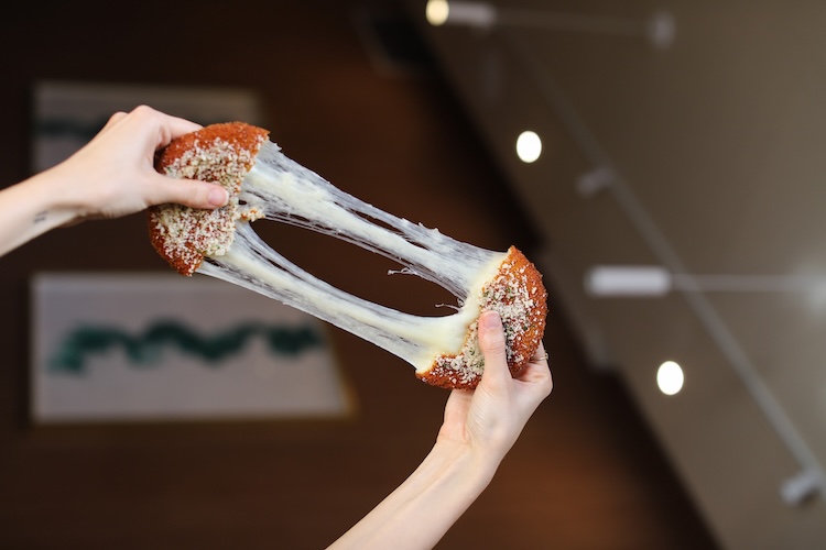Crispy provolone